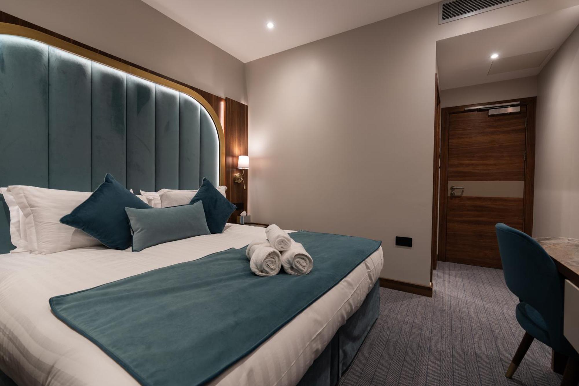 St Hotel 4*
