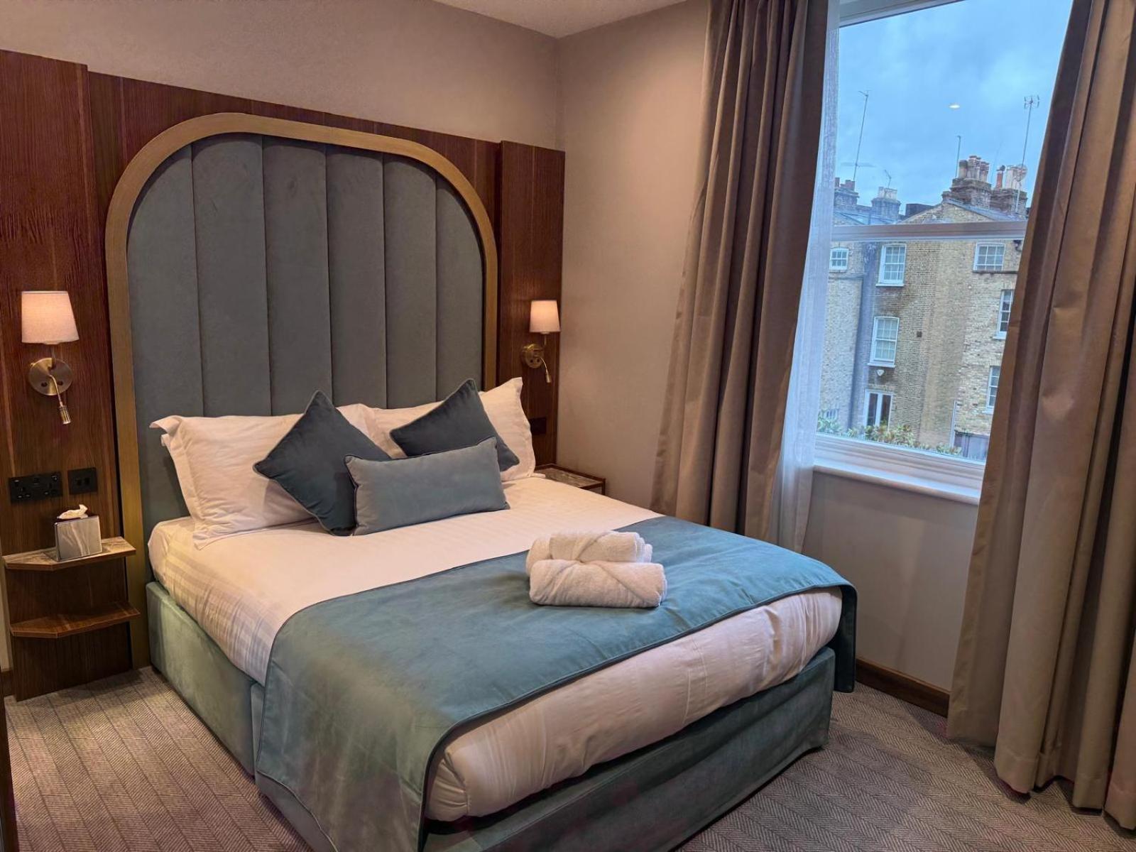 St Hotel 4*