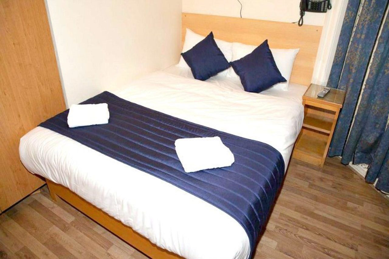St Hotel London